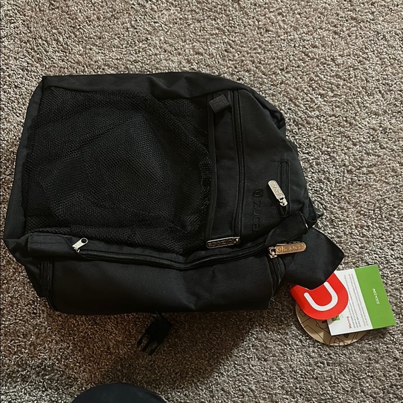 Black makeup organizing travel bag